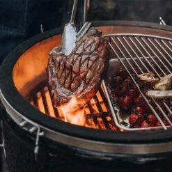 Demi Grille Fonte CLASSIC - Monolith* -Cuisine Bbq demi grille fonte classic monolith 4260444582173 2