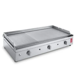 Plancha Gaz Chef 80 Lisse Rainurée - Planet -Cuisine Bbq plancha gaz planet chef 80 lisse rainuree 8033945788858 3